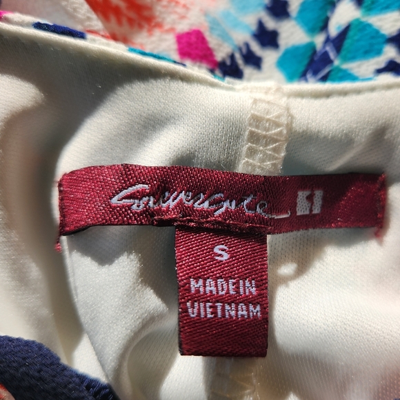 Women's Shell Summer Top - Picture 3 of 7